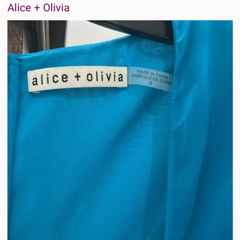 NWOT Alice + Olivia Blue Long Sleeve Pleated Dress